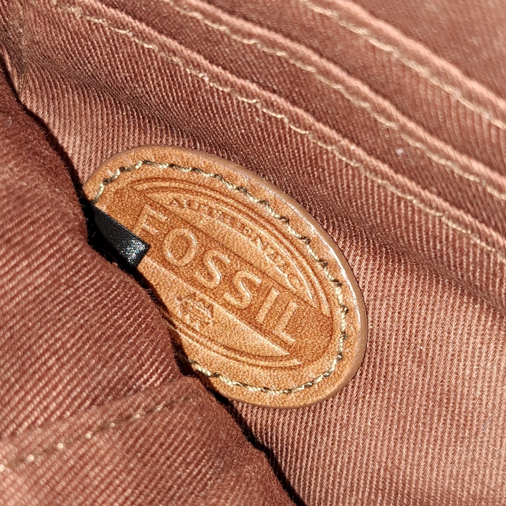 SALE. Sm new Fossil party bag - Picture 14 of 16